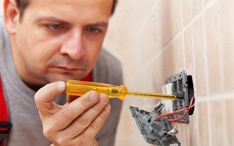 cherche électricien pas cher Bondy